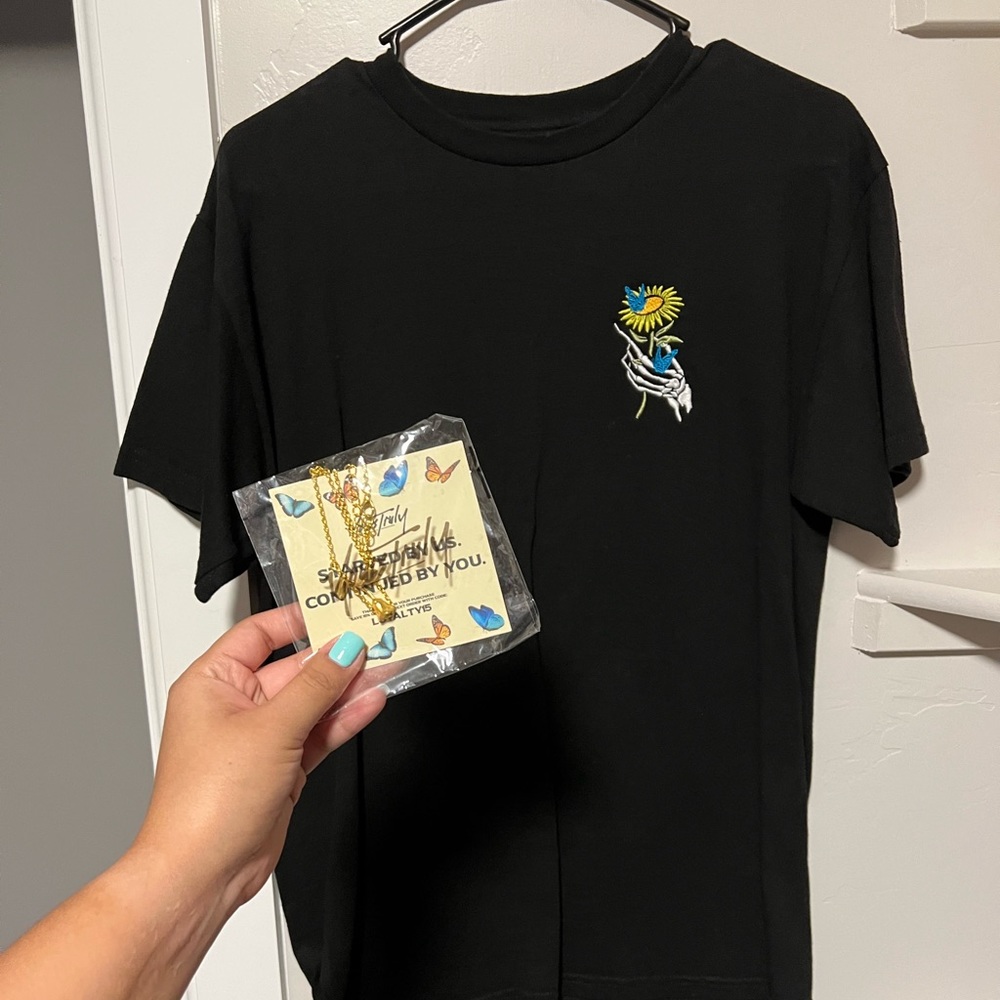 Phora merch & necklace yours truly